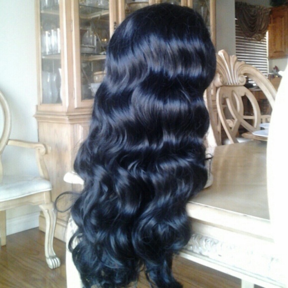 Body Wave Lace Front 22-24 inches #1b