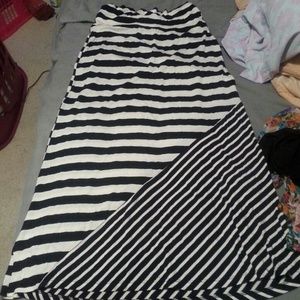 Maxi skirt