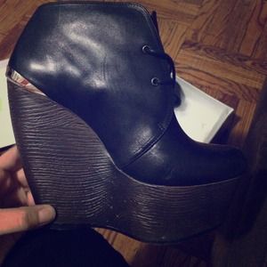 Steve Madden Serum