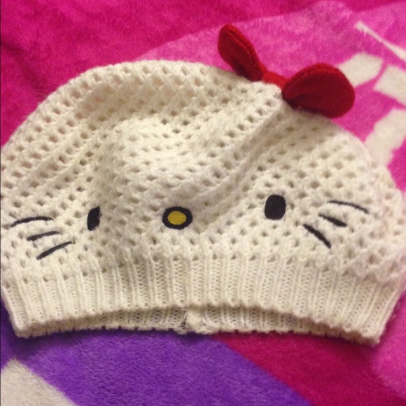 Hello kitty beanie!