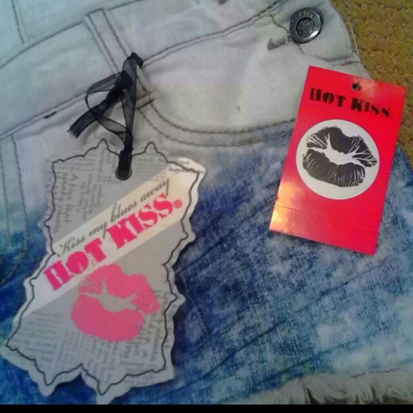 Hot Kiss jean short overalls - Picture 3 of 4