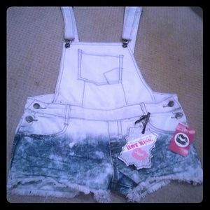 Hot Kiss jean short overalls