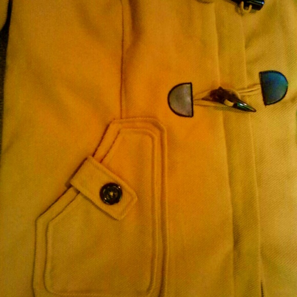 Zip up and button up fur hood dress coat - Picture 3 of 3