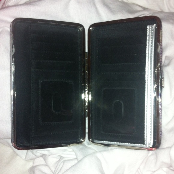 Wallet - Picture 2 of 3