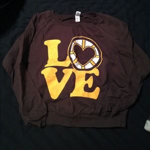 Boston bruins sweatshirt