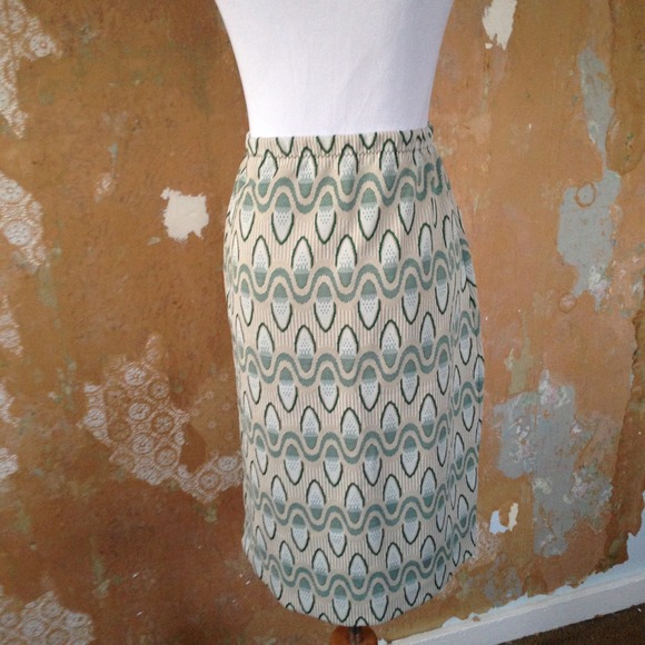 Perfectly Patterned Skirt - Picture 3 of 3
