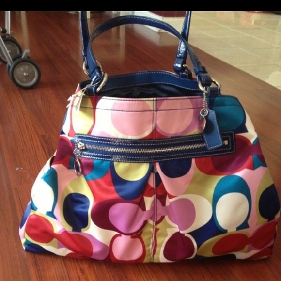 SOLD AUTHENTIC COACH BAG SOLD