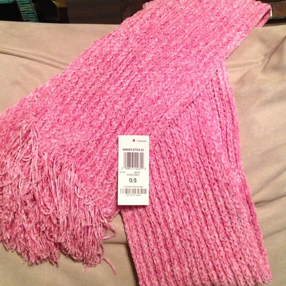 Beautiful Charter Club pink scarf