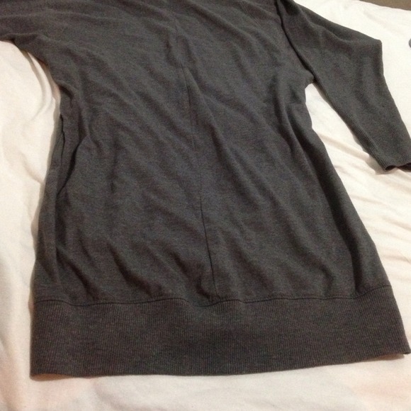 Gray off the shoulder long sleeve dress - Picture 2 of 4