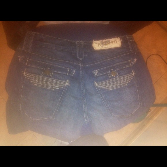 40$ Tavs
