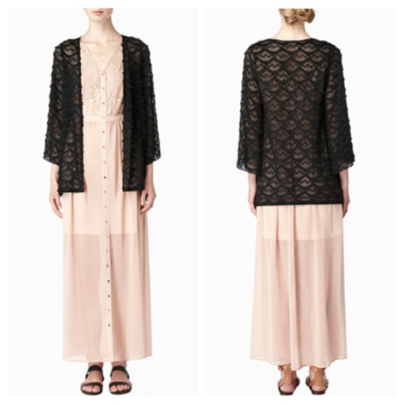 StyleMint Black Scalloped Lace Kimono Top
