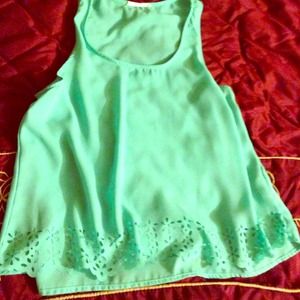 🎀 NWOT mint tank top 💖