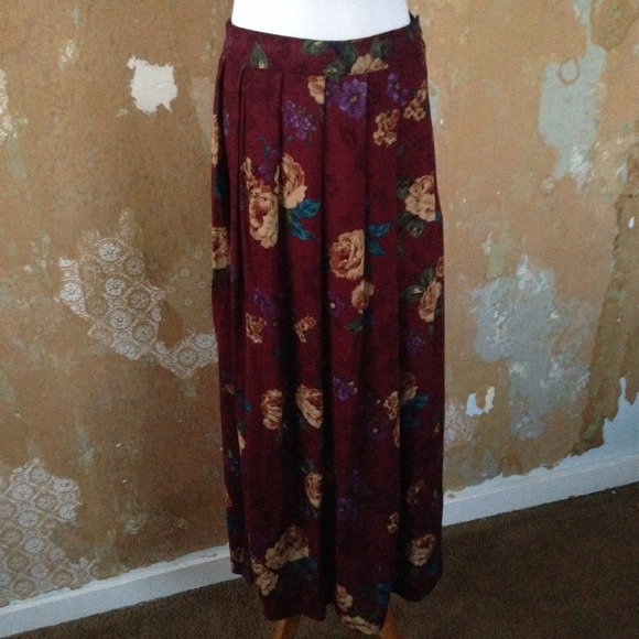 Roses Aren't Always Red Ankle Length Skirt