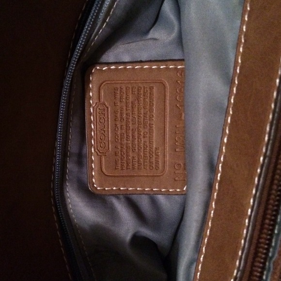 Coach Bag - Picture 3 of 3