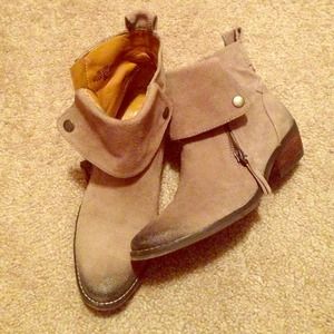 **NOT FOR SALE** Nine West Booties