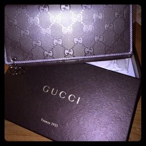 ‼️PRICE DROPPED‼️💯authentic Gucci Wallet/Clutch
