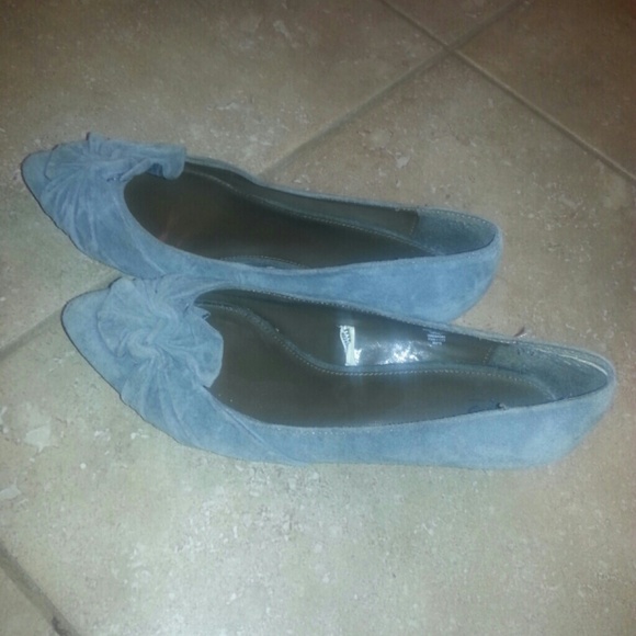 Suede Pumps - Picture 2 of 4