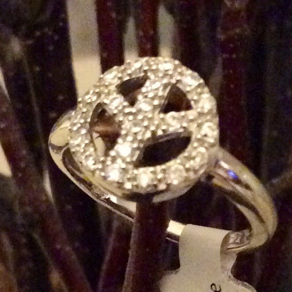 .925 Sterling Silver Peace sign Ring