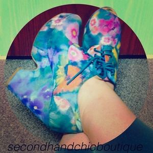 Floral lace up booties