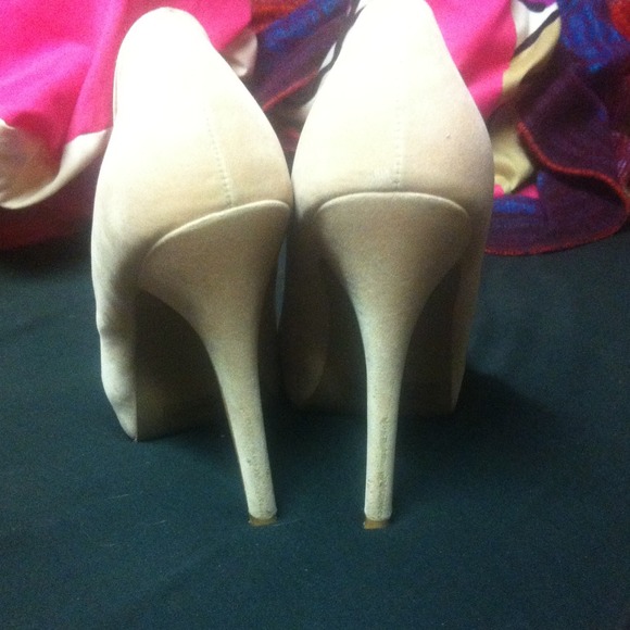 Nude pumps - Picture 3 of 4