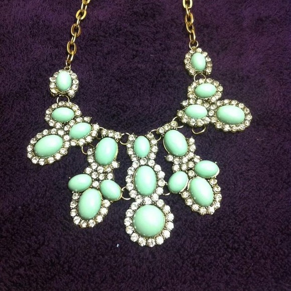 Turquoise statement necklace - Picture 2 of 2