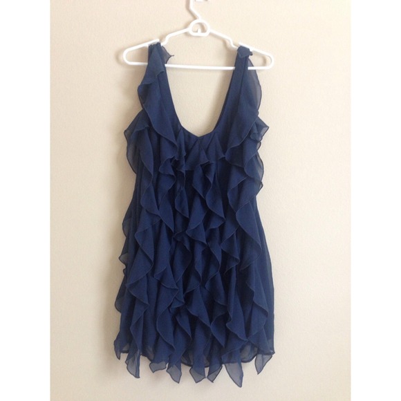 Gorgeous dress!