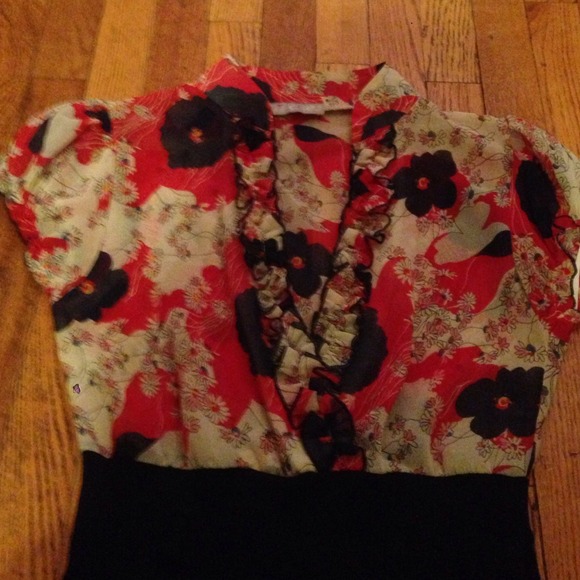 ❗️VINTAGE RETRO FITTED DRESS❗️ - Picture 2 of 4