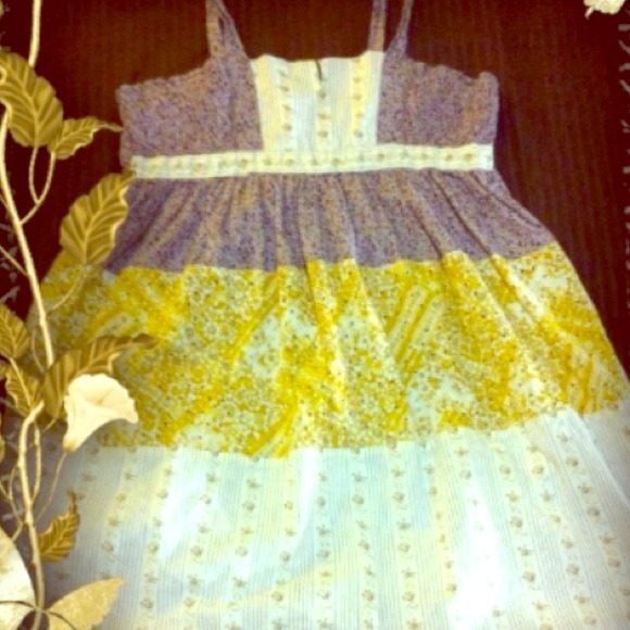 Anthropologie "Kimchi N Blue" size M Eyelet Dress