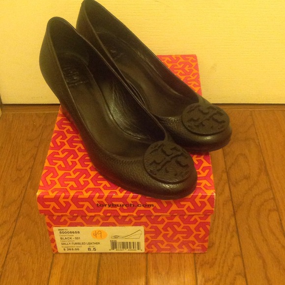 Tory Burch Sally Tumbled Leather Wedge