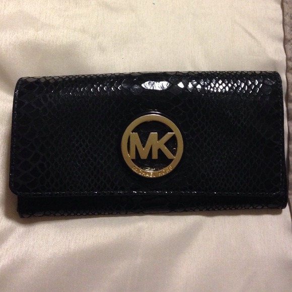 MK python wallet