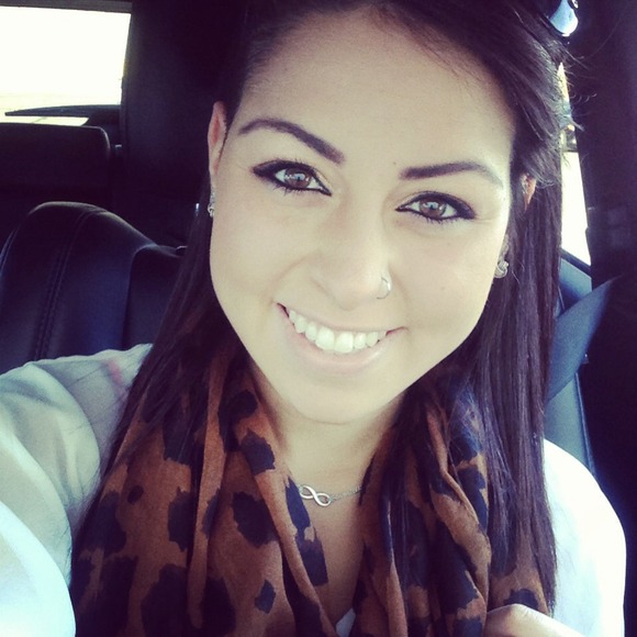 β’πΊ Meet the Seller! πΊβ’ - Picture 3 of 3