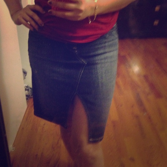 Guess denim skirt