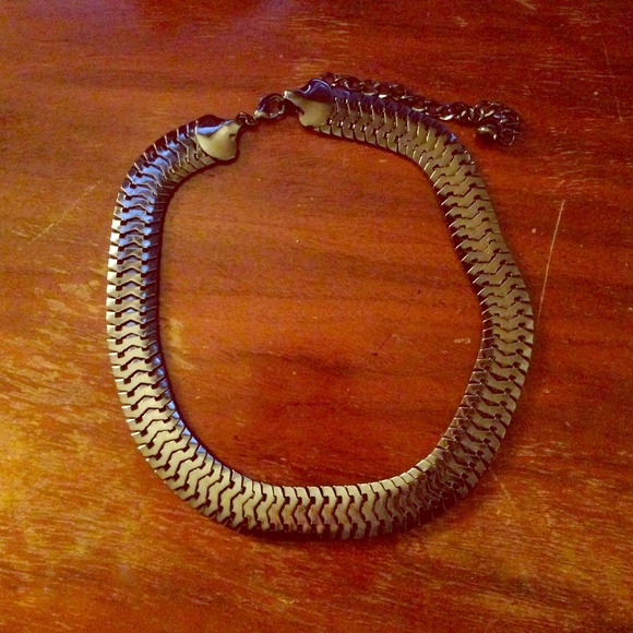 ❌SOLD❌🎀Gun metal Gray Necklace🎀