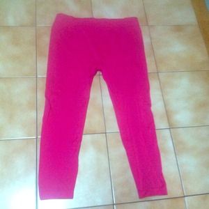 Hot Pink Crop Leggings