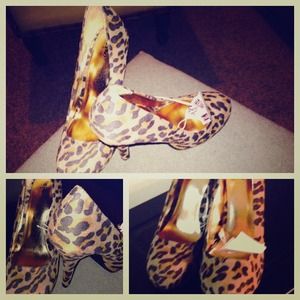 Fierce animal print pump! Never worn