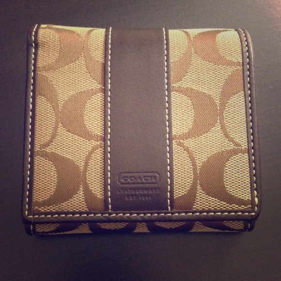 COACH Wallet 🌟 (Authentic)