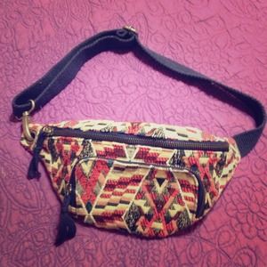 Brand new American Eagle printed fanny pack