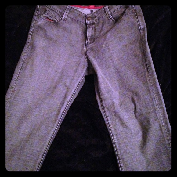 Grey skinny jeans