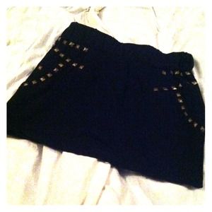 Black studded mini skirt!