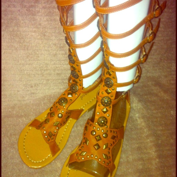 awesome roman sandal boots