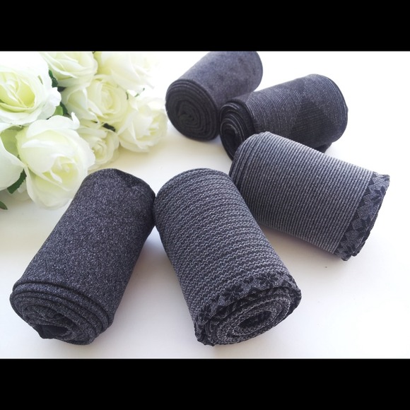 Nordic pattern with dots tights - Picture 3 of 4