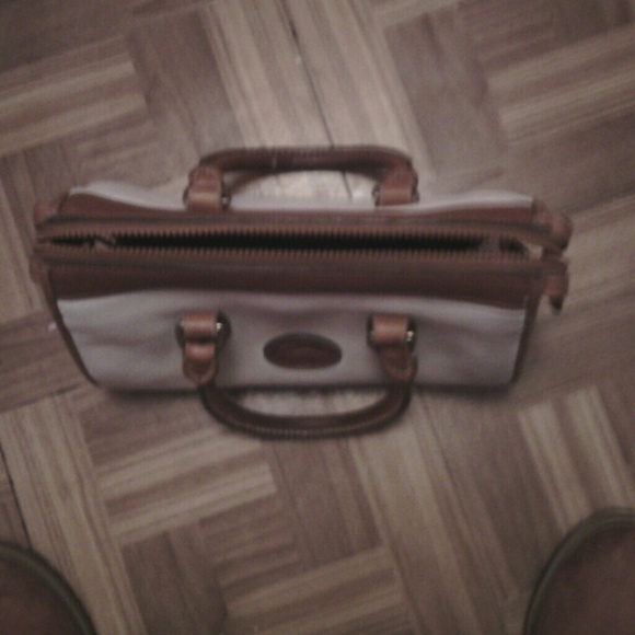 Dooney & bourke - Picture 3 of 4