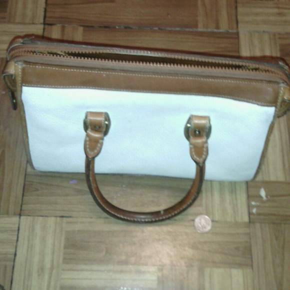 Dooney & bourke - Picture 4 of 4