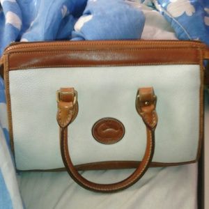 Dooney & bourke
