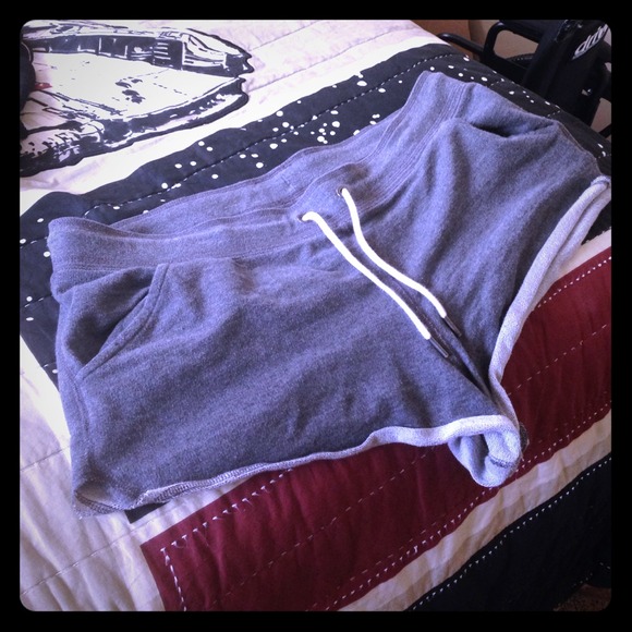 Bundle LA night shirt and Mossimo shorts