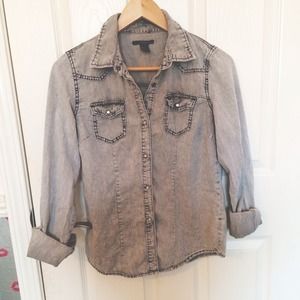 🚫SOLD🚫Black N Grey Acid Wash Type Denim Top