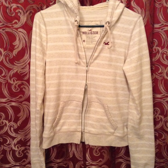 Hollister light jacket ⬇️price reduced!