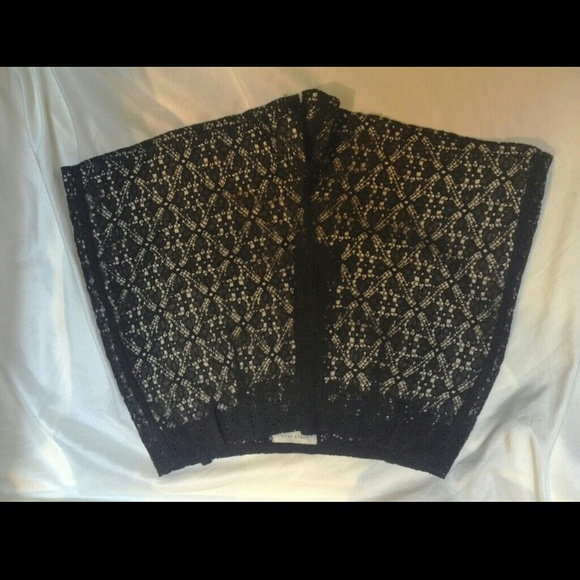 High waisted lace shorts - Picture 2 of 3