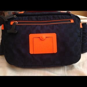 Damier challege11 bumbag special edition