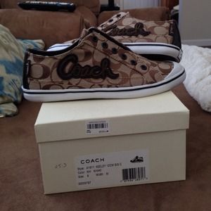 🎉JUST REDUCED🎉 Coach Keeley signature sneakers